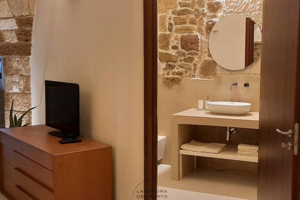 La Dimora Del Porto Villa Brindisi Kültér fotó